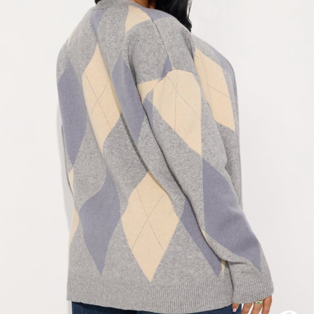 Fashion Nova Oversized Argyle Cardigan Size S - New - Picture 3 of 5